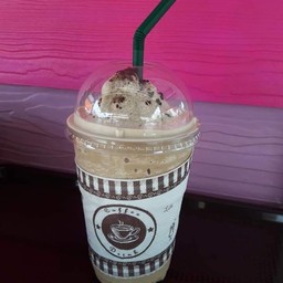 บ้านญากาแฟ (ฺBaan Ya Kafae) - ตลาดมิดไนท์
