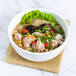 หมี่หมูสับตุ๋นยาจีน