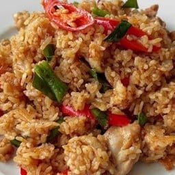 ข้าวผัดคลุกเครื่องแกงไก่ๆๆ