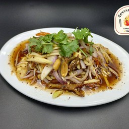 ยำมะม่วงปลากรอบ