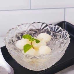 ลำไยลอยแก้ว / Longan in Syrup (Loy Kaew)