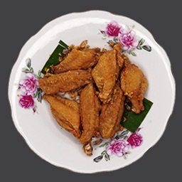 Fried Chicken Wings / ปีกไก่ทอด