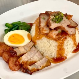 ข้าวหมูแดง+หมูกรอบ