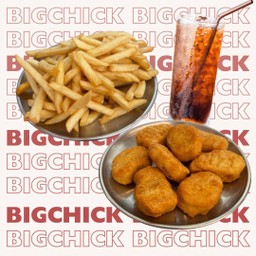 นักเก็ต 8 ชิ้น กับเฟรนช์ฟรายด์ M + โค้ก 22 ออนซ์