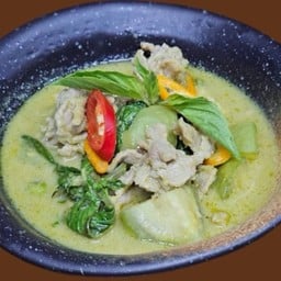 Ta11 แกงเขียวหวาน เนื้อตุ๋น Green Curry Beef