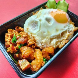 เพราหมูสับกากเจียว