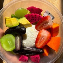 Greek Yogurt + Mixed Fruit