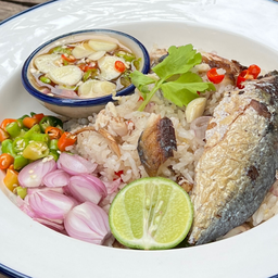 ข้าวเมี๊ยว