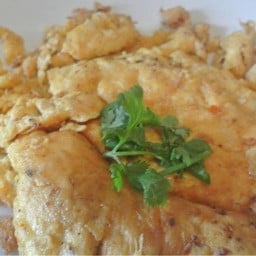 ไข่เจียวทรงเครื่องแม่น้องกันต์