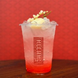 สตรอเบอรี่โซดา