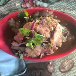 น้ำตกหมู