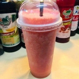 น้ำสตรอว์เบอร์รี่ปั่น