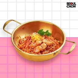 บะหมี่ชีสซี่โรเซ่แฮมและไส้กรอก