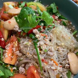 ยำวุ้นเส้นโครตหมูสับ
