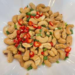เม็ดมะม่วงหิมพานต์ทอด