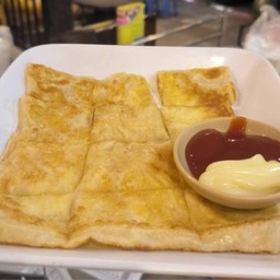โรตีไข่ชีส