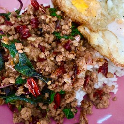 ข้าวกะเพราหมูสับ