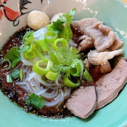 ก๋วยเตี๋ยวหมู