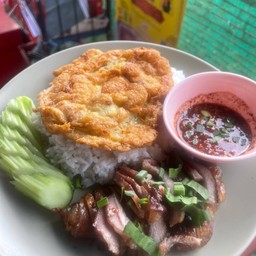 ข้าวคอหมูย่าง + ไข่เจียว
