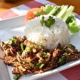 ข้าวหมูน้ำตก
