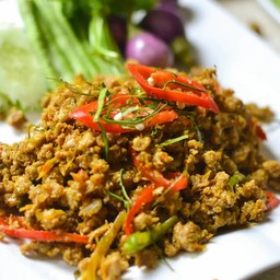 หมูคั่วเครื่องรา Pork spicy curry