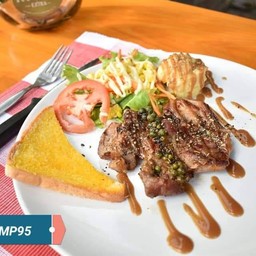 สเต็กหมูพริกไทยดำ