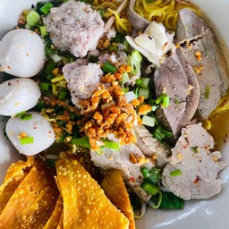 ก๋วยเตี๋ยวหมูต้มยำ