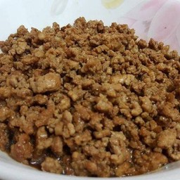 หมูสับผัดน้ำมันหอยราดข้าว