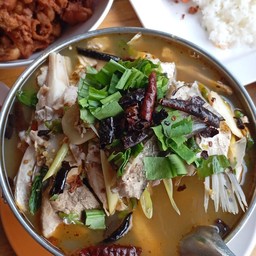 ต้มยำหัวปลา