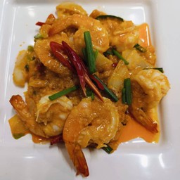 ผัดผงกระหรี่กุ้ง