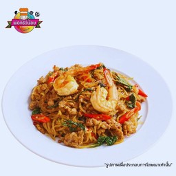 เส้นเล็ก ผัดกะเพราหมูสับ