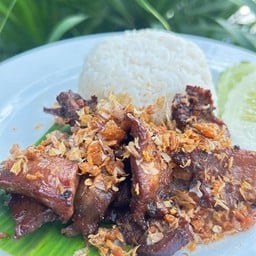 ข้าวลิ้นกระเทียมกรอบ