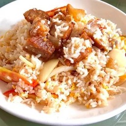 ข้าวผัดหมูกรอบ(S)      Crispy Pork Fried Rice (Small )