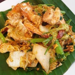 สุกี้แห้ง