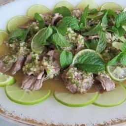 เนื้อมะนาว