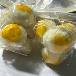 ขนมเปี๊ยะหอมอัมพวา