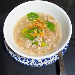 ข้าวต้มหมูสับ