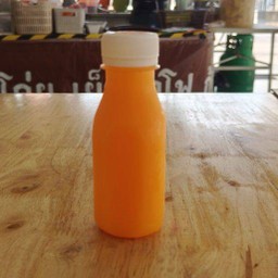 น้ำส้มสด