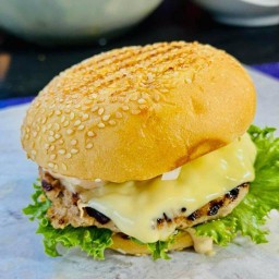 สภานีอิ่มเอม บ้านค่าย ปลวกแดง ระยอง