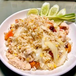 (M)ข้าวผัดไก่ใ่ส่เม็ดมะม่วงหิมพานต์