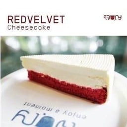 Redvelvet Cheesecake