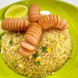 ข้าวผัดไส้กรอก