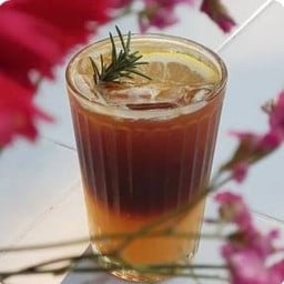 ใจบุญแบล็ก (มะนาว ส้มยูสุ โซดา)