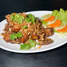 กบทอดกระเทียมพริกไทย