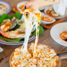 พิซซ่าฮาวายเอี้ยนทะเล