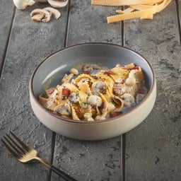 พาสต้าทรัฟเฟิลครีมซอส