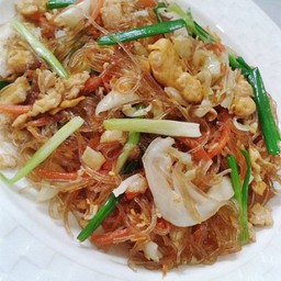 ผัดวุ้นเส้น