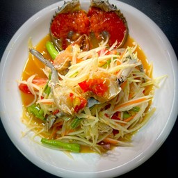 ส้มตำปูไข่ดอง