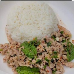 ข้าวราดลาบหมู