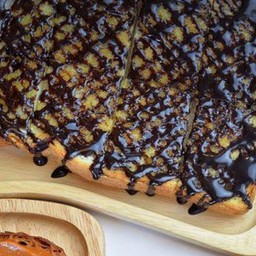 ขนมปังปิ้ง เนย ช็อกโกแลต